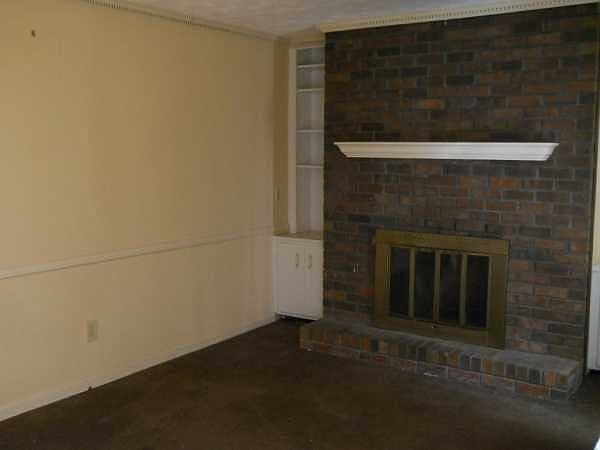 2nd image of 2480 Lehaven Dr