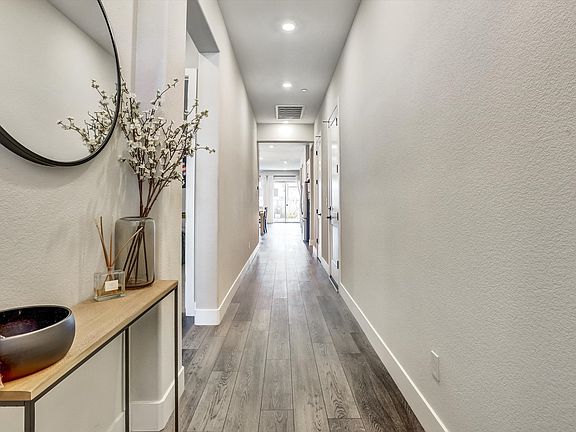 5th image of 3073 Bramblewood Way