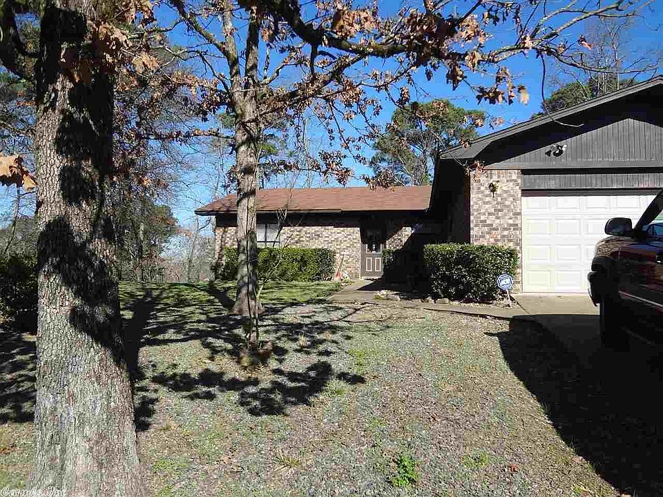 1st image of 150 Lake Vista Cv