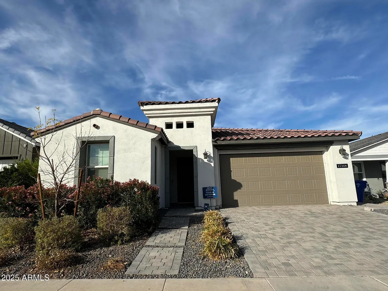 3 bed, 2.5 bath, 2001 sqft, $3,295 — Photo 1