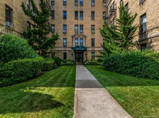 43 Calton Rd APT 2J, New Rochelle, NY 10804
