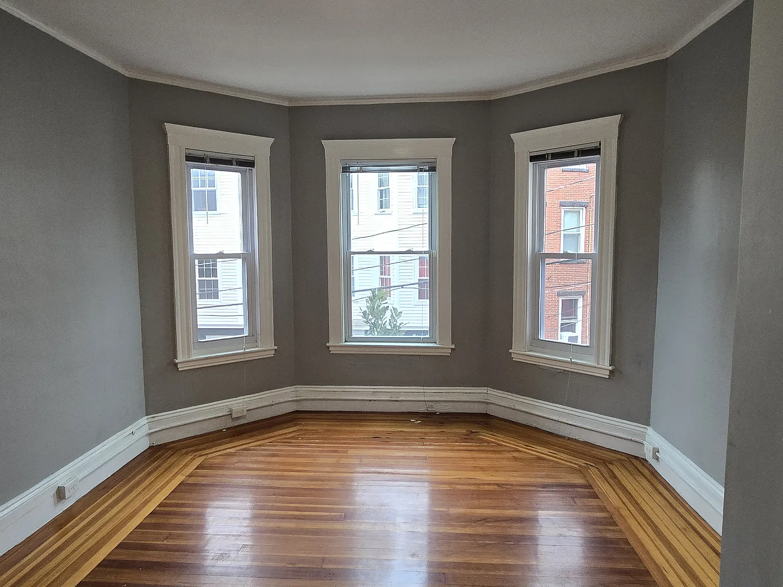 4 bed, 1456 sqft, $3,300 — Photo 3