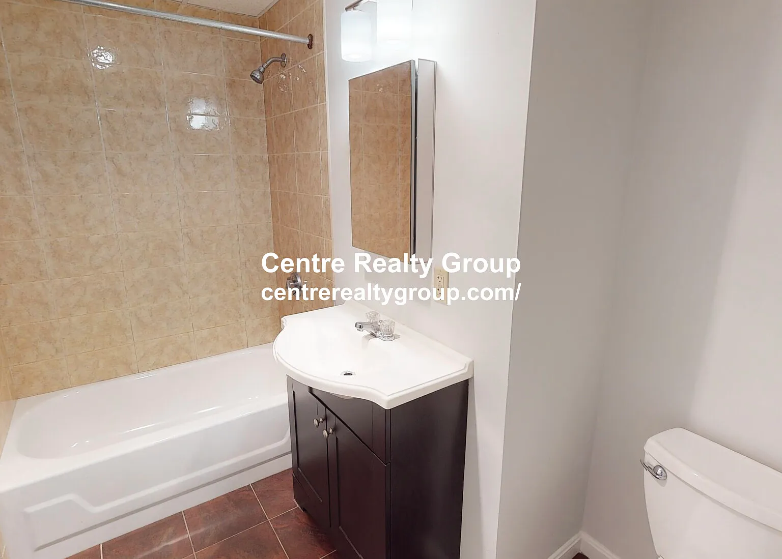 2 bed, 1.0 bath, $3,250 — Photo 3