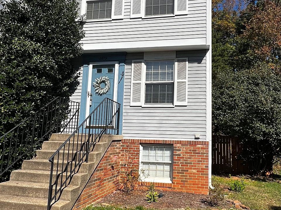 1st image of 2819 Middleboro Dr