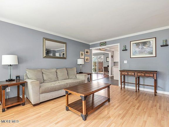 4th image of 39 Appleton Drive