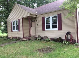 34 Joseph Ln, New Cumberland, WV 26047