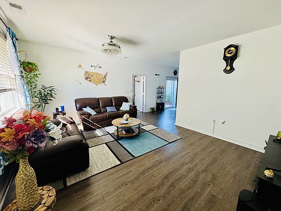2nd image of 3908 Trenwith Ln #1