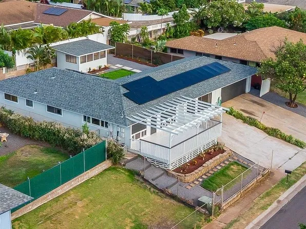 1669 Hoonanea St, Kihei, HI 96753