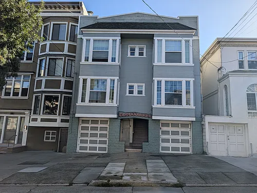 660 8th Ave #660 Photo 1