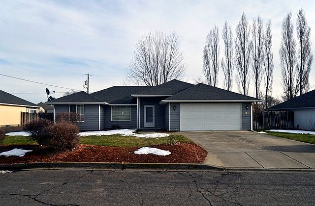 1st image of 209 Garden Dr