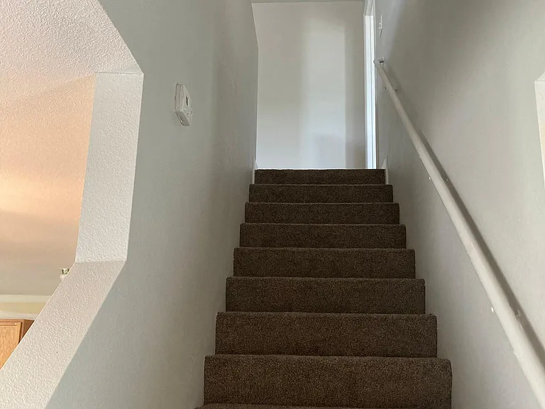 106 Cloverbrook Dr — Photo 12