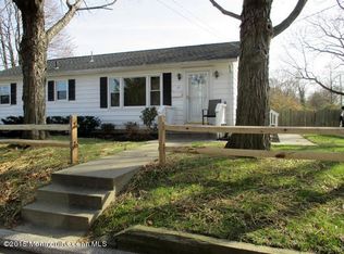 131 Memorial Pkwy, Atlantic Highlands, NJ 07716