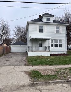 24 Newberry St, Pontiac, MI, 48341