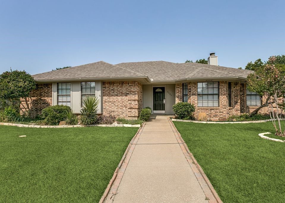 1st image of 2505 Barr Dr