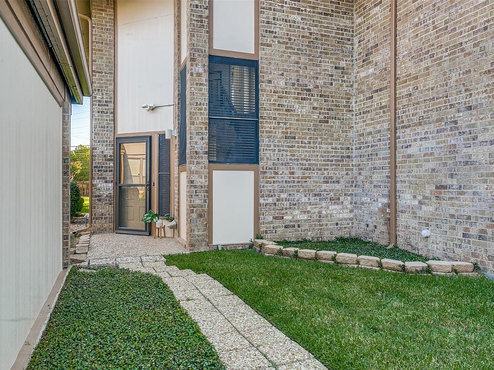1st image of 7 Dewberry Ct