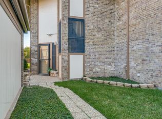7 Dewberry Ct, Bedford, TX 76021