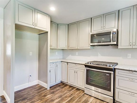 4th image of 843 Corte Malaga Court