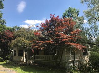 98 Sugarloaf Heights Rd, Drums, PA 18222