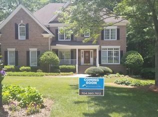 3019 Lakewood Edge Dr, Charlotte, NC 28269