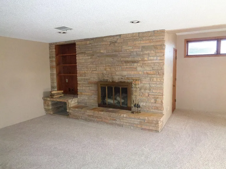 303 N Kansas Ave #201 — Photo 2