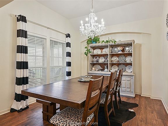 4th image of 4153 Vintage Hills Dr