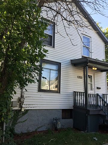 1st image of 203 N Pine St
