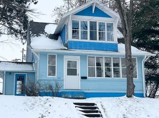 1219 Crystal Lake Blvd, Iron Mountain, MI 49801