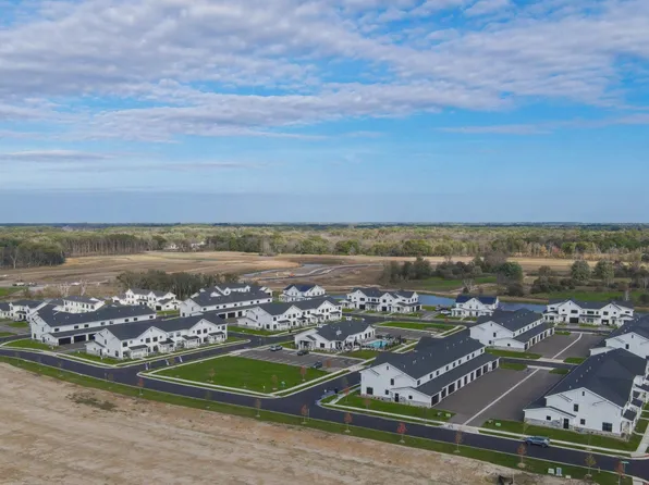 Sandhill Parkway Townhomes