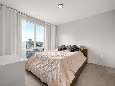 21 Soldiers Field Pl Unit 408, Boston, MA, 02135