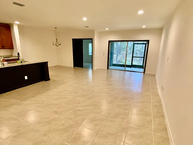 182 Glass Onion Dr — Photo 4