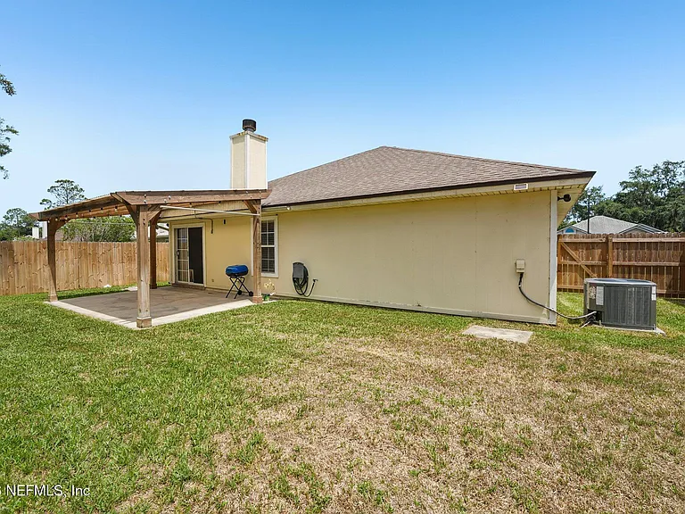 1219 Stern Way — Photo 33
