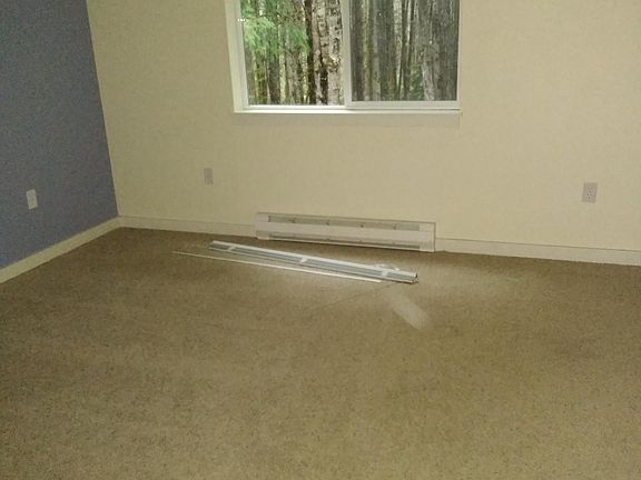 5th image of 25025 SE Klahanie Blvd #202