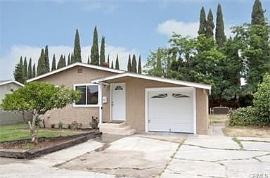 1st image of 10362 Victoria Ave