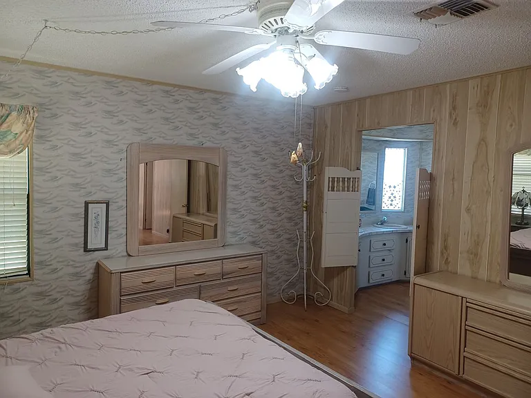 16209 Asheboro Ct — Photo 14