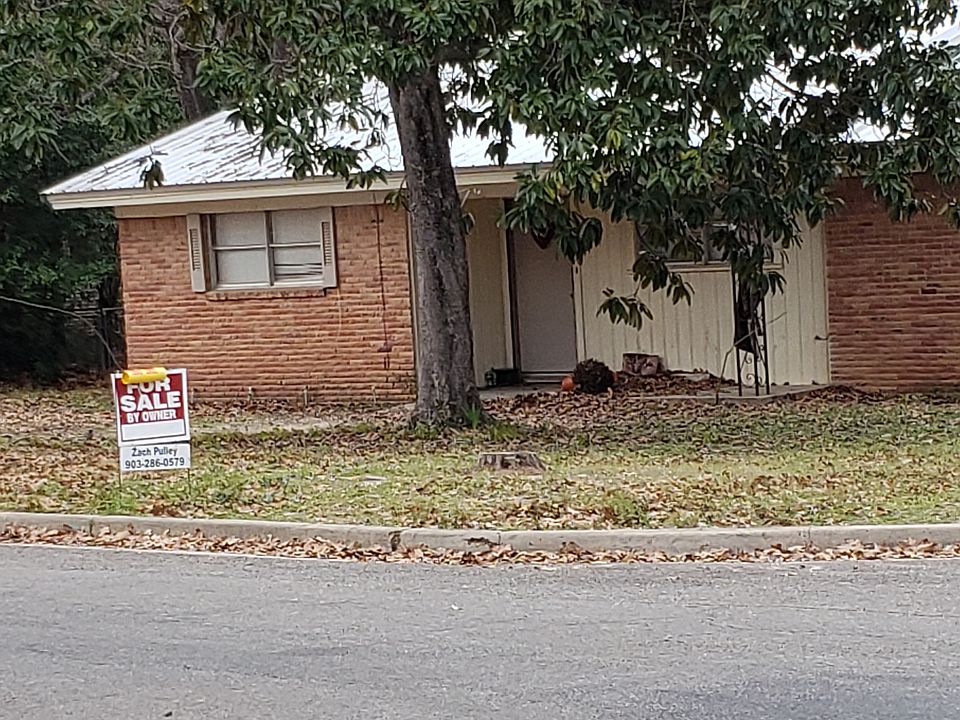 1st image of 600 Ravenwood Dr