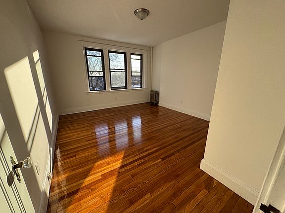 4th image of 30 Bellevue St APT 7