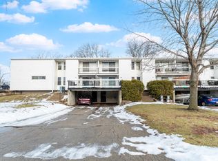 1422 W 2nd Ave, Oshkosh, WI 54902