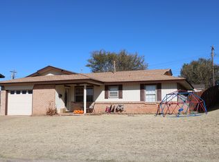 113 Florence Dr, Cordell, OK 73632