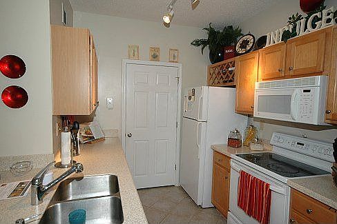 2nd image of 4333 Dunwoody Park APT 1113