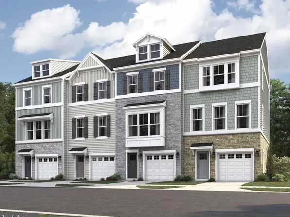 5533 Marksburg Pl, White Plains, MD 20695
