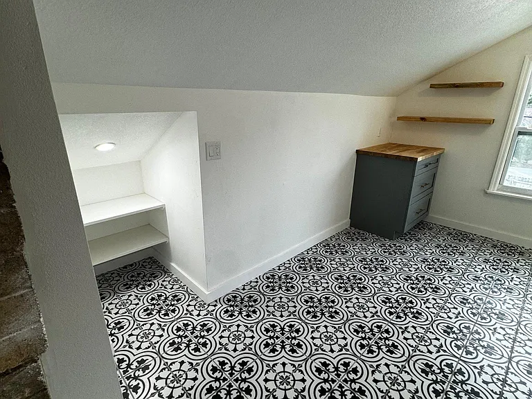 682 13th Ave NW #3 — Photo 13