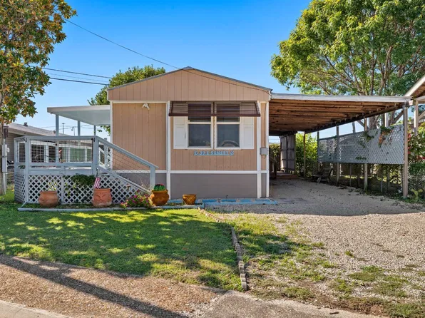 39 E Sunset Dr, Kerrville, TX 78028