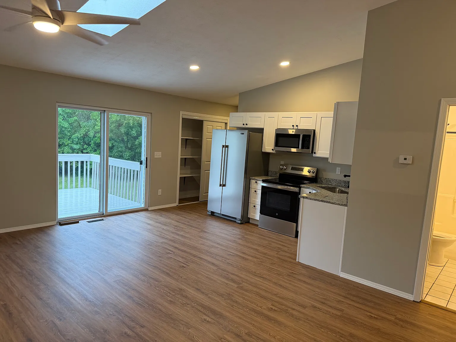 8347 Delta Dr — Photo 2