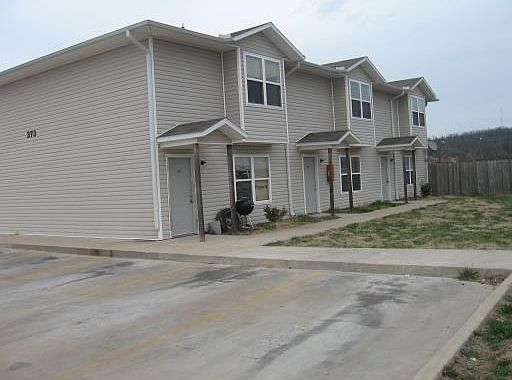 2nd image of 373 Erin Pl