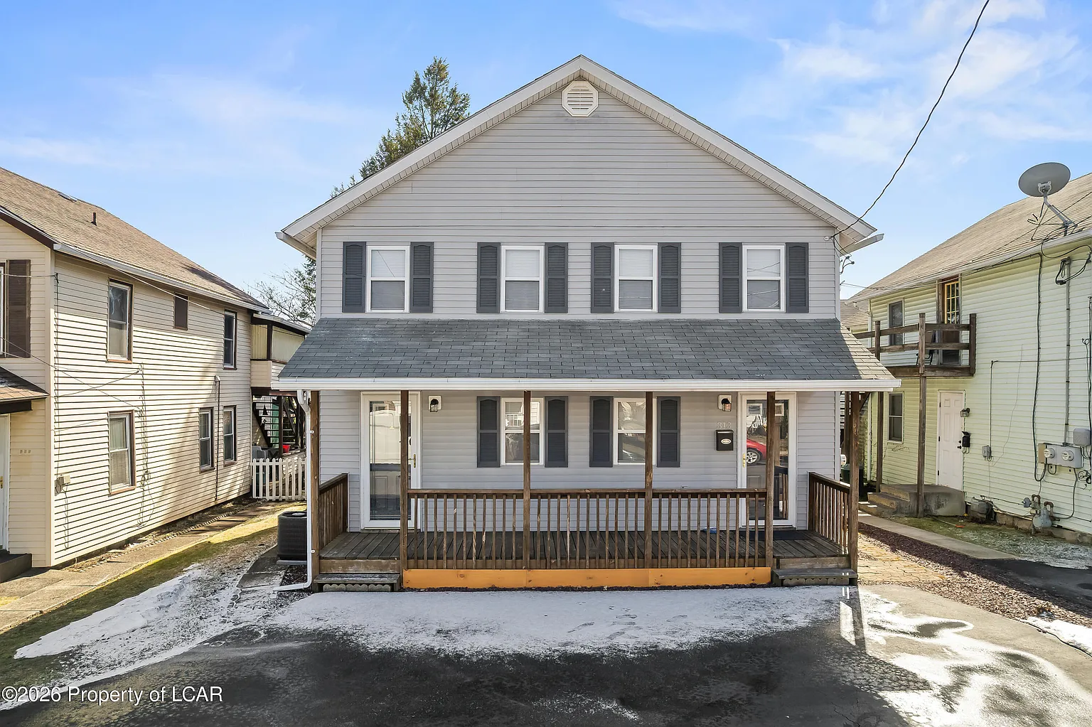313 Damon St photo 1