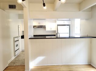 312 S Elm Dr APT 1, Beverly Hills, CA 90212