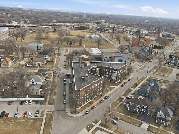 3rd image of 315 Walnut St