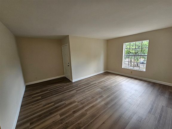 4th image of 4221 NW 19st Street #290
