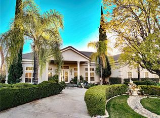 685 Bradbury Dr, Redlands, CA 92374