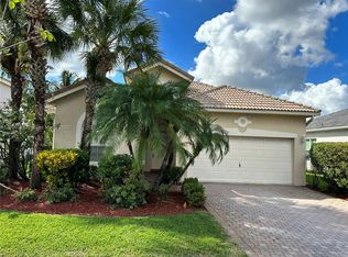 660 SW 168th Way #660, Hollywood, FL 33027